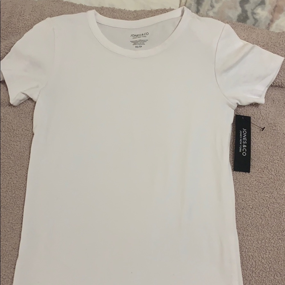 NWT XS White Jones NY T-shirt